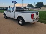 Used 2010 Nissan Frontier SE w/ SE Value Truck Pkg image 5