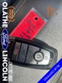 Used 2022 Ford Escape SE w/ SE Sport Appearance Package image 4