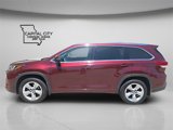 Used 2017 Toyota Highlander AWD V6 image 4