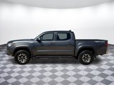 Used 2019 Toyota Tacoma TRD Off-Road image 4