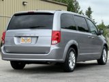 Used 2017 Dodge Grand Caravan SXT image 5