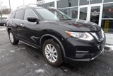 Used 2020 Nissan Rogue SV image 2