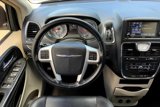 Used 2015 Chrysler Town & Country Touring image 5