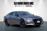 Used 2022 Nissan Altima 2.5 SR w/ Midnight Edition Package image 2