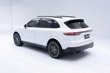 Certified 2019 Porsche Cayenne image 3