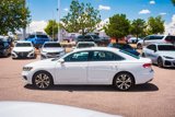 Used 2022 Volkswagen Passat 2.0T SE image 4