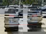 Used 2021 Volkswagen Atlas SEL Premium image 5