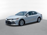 Used 2022 Toyota Camry LE image 5