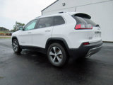 Used 2019 Jeep Cherokee Limited image 2