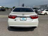 Used 2017 Toyota Camry SE image 5