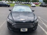 Used 2018 Ford Fusion SE image 2