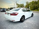 Used 2016 Honda Accord Touring image 4