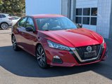 Used 2021 Nissan Altima 2.5 SR image 2