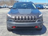 Used 2018 Jeep Cherokee Trailhawk w/ Trailer Tow Group image 2