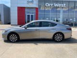Used 2021 Lexus ES 350 w/ Accessory Package image 2