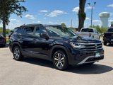 Used 2023 Volkswagen Atlas SE image 2