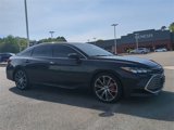 Used 2019 Toyota Avalon XLE image 2