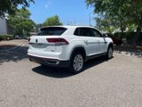 Used 2022 Volkswagen Atlas Cross Sport SE image 3