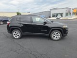 New 2025 Jeep Compass Latitude image 2