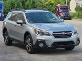 Used 2018 Subaru Outback 2.5i Limited image 3