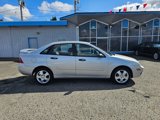 Used 2005 Ford Focus ZX4 Sedan image 2