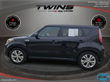 Used 2015 Kia Soul + image 2