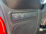 Used 2017 Jeep Wrangler Unlimited Rubicon w/ Connectivity Group image 2