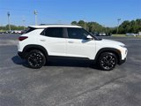 Used 2022 Chevrolet TrailBlazer LT image 2