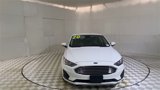 Used 2020 Ford Fusion SE image 3