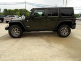 Used 2015 Jeep Wrangler Unlimited Rubicon w/ Connectivity Group image 2
