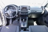 Used 2017 Volkswagen Tiguan Limited w/ Alloy Wheels Package image 3