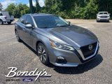 Used 2022 Nissan Altima 2.5 SV w/ SV Premium Package image 2