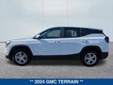Used 2024 GMC Terrain SLE image 2
