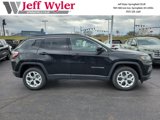 New 2025 Jeep Compass Latitude image 3