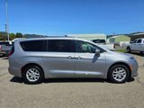Used 2020 Chrysler Pacifica Touring-L image 6
