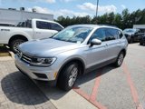 Used 2020 Volkswagen Tiguan S image 2