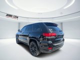 Used 2021 Jeep Grand Cherokee Laredo X image 5