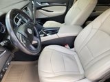 Used 2019 Buick Enclave Essence image 4