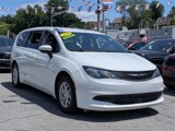 Used 2023 Chrysler Voyager LX image 4