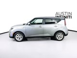 Used 2024 Kia Soul LX w/ Option Group 015 image 5