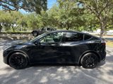 Used 2021 Tesla Model Y Long Range image 2