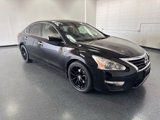 Used 2013 Nissan Altima 3.5 S image 2