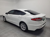 Used 2020 Ford Fusion SE image 3