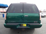 Used 1999 GMC Yukon Denali image 3