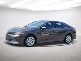 Used 2018 Toyota Camry LE image 3