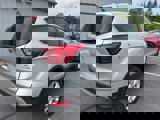 Used 2019 Ford Escape SE image 3