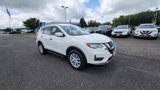 Used 2017 Nissan Rogue S image 2