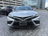 Used 2022 Toyota Camry SE image 2