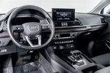 Used 2024 Audi Q5 e Premium w/ Convenience Package image 2