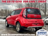 Used 2018 Kia Soul + image 3